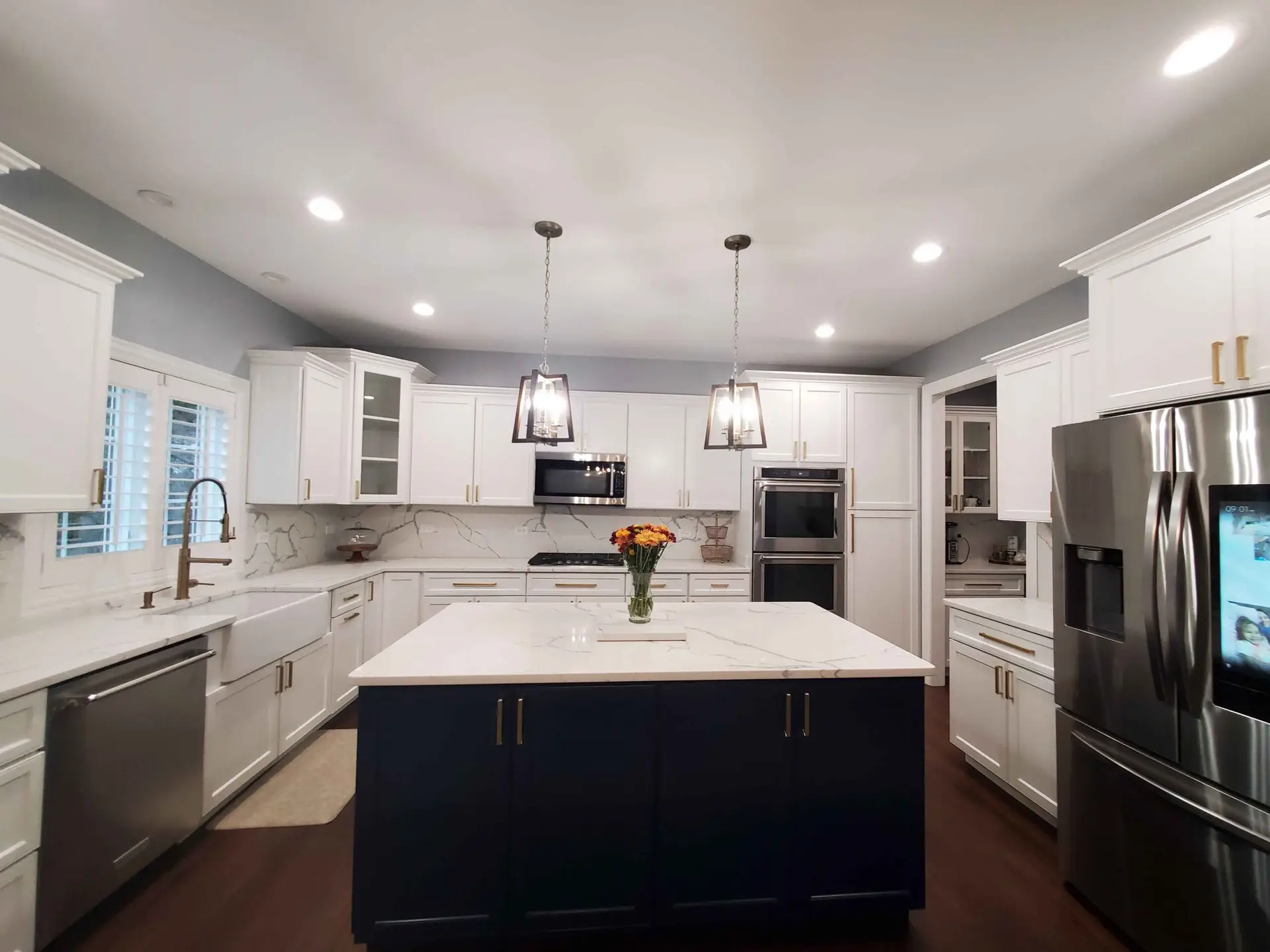 CABINET REFINISHING & PAINTING 1 Cabinet refinishing & painting, painting kitchen cabinets, refinishing kitchen cabinets, refinishing and painting kitchen cabinets, refinishing and painting kitchen, pro painting kitchen cabinets, professional painting kitchen cabinets,